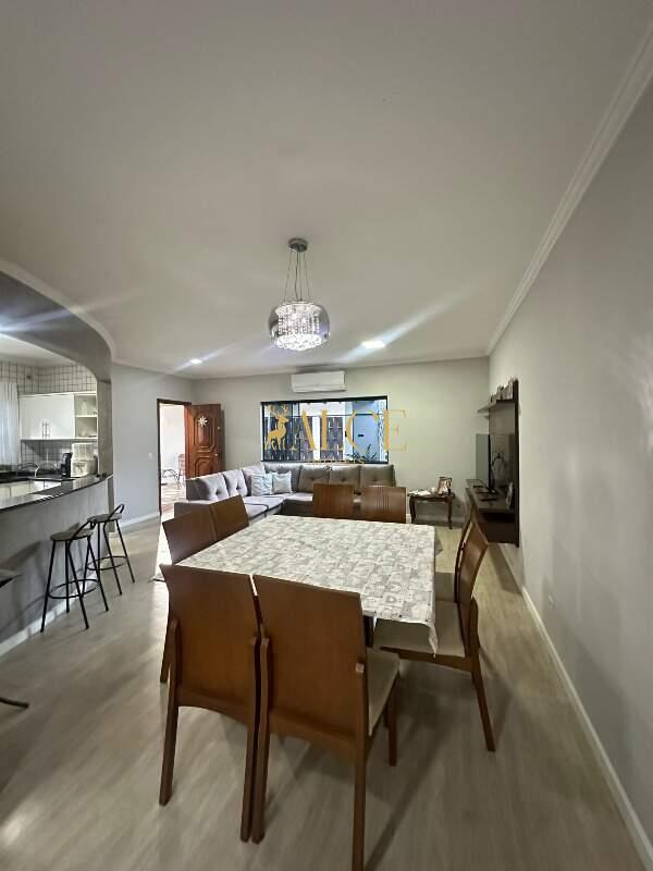 Casa à venda Jardim Europa II: 