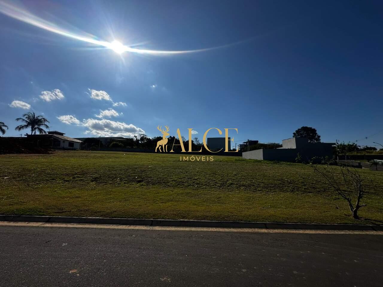 Terreno à venda Residencial London Park: 