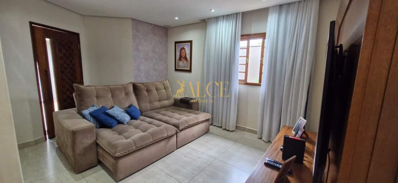 Casa à venda Jardim Regina: 