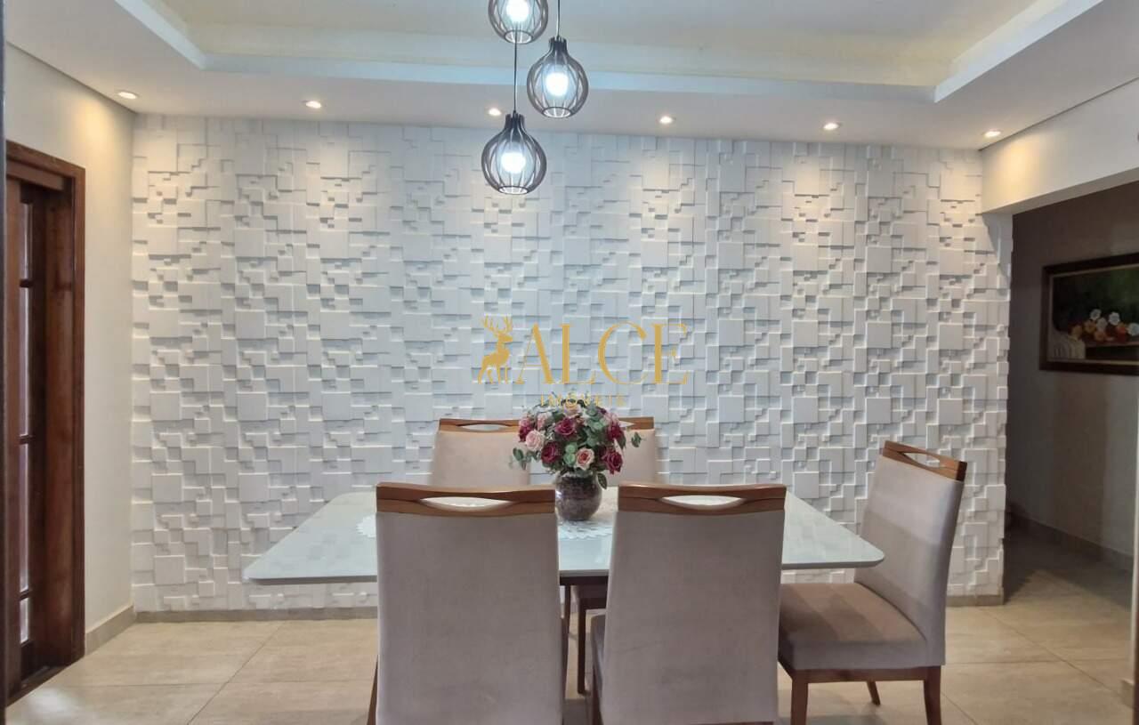 Casa à venda Jardim Regina: 