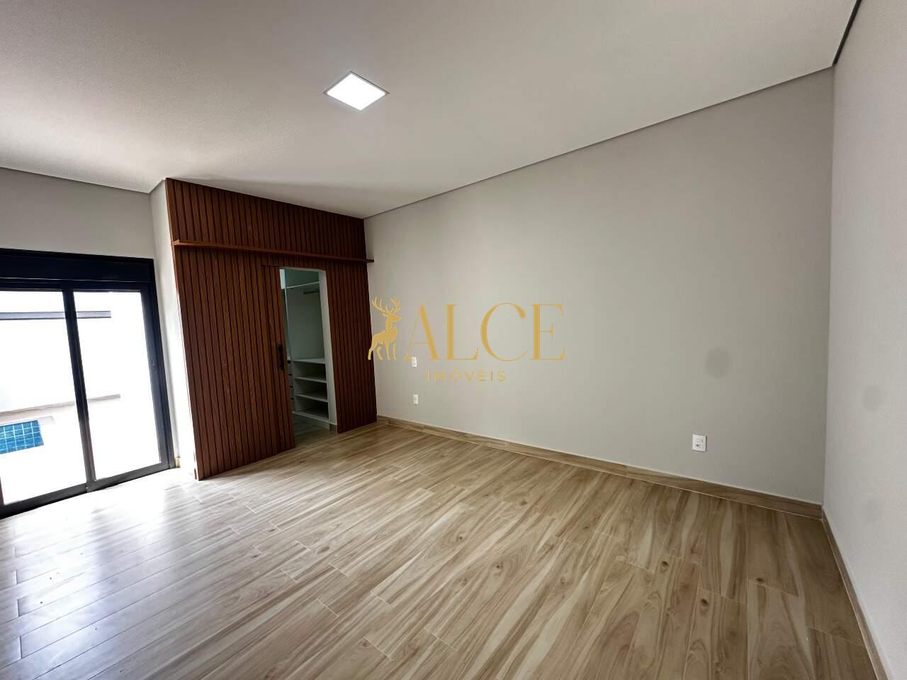 Casa à venda Jardim Esplanada: 