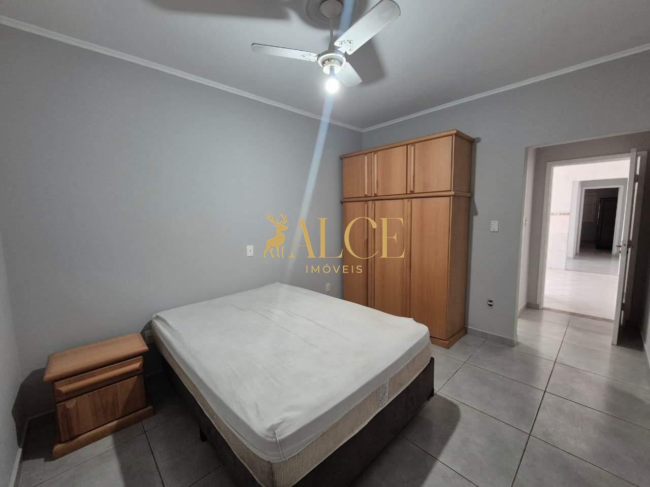 Casa para aluguel Cidade Nova: 