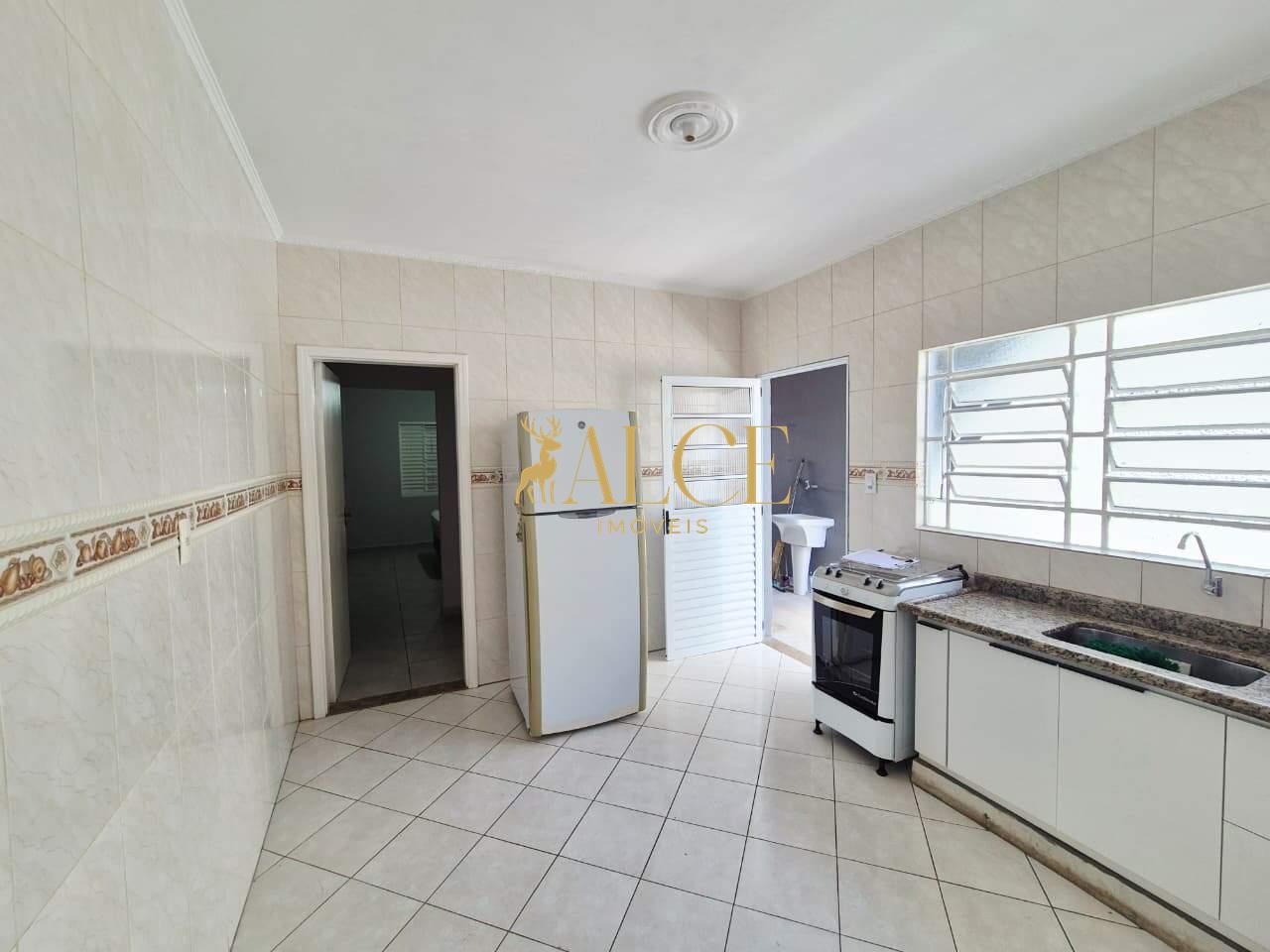 Casa para aluguel Cidade Nova: 