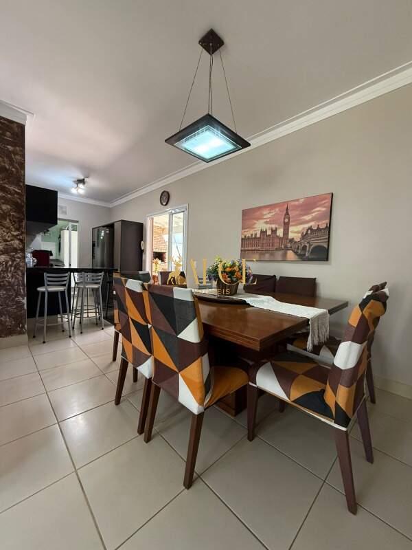 Casa à venda Jardim Regente: 