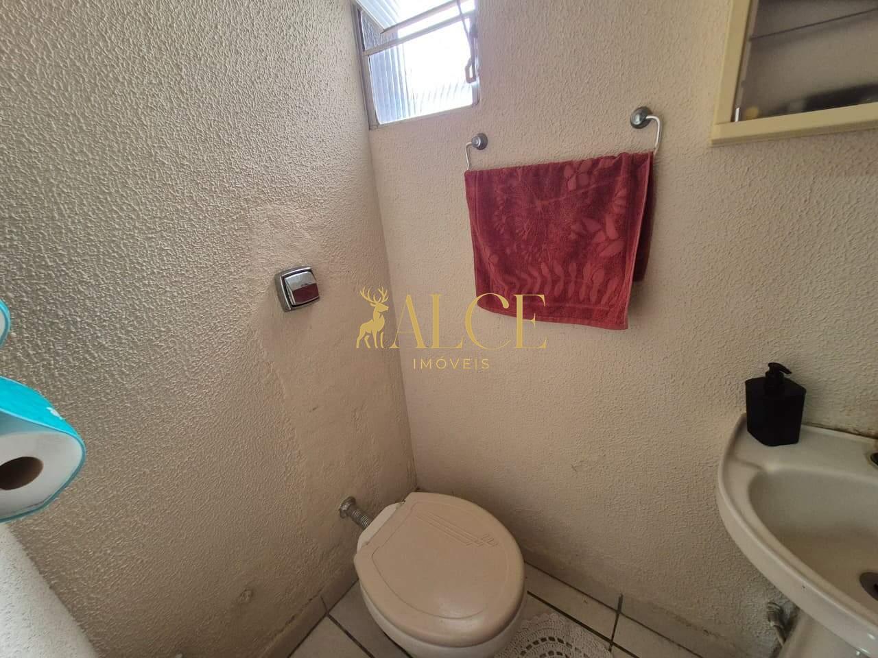 Casa à venda Vila Avai: 