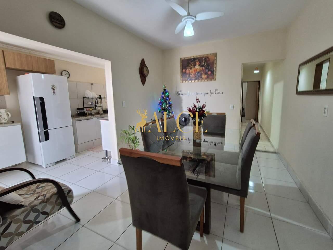 Casa à venda Vila Avai: 