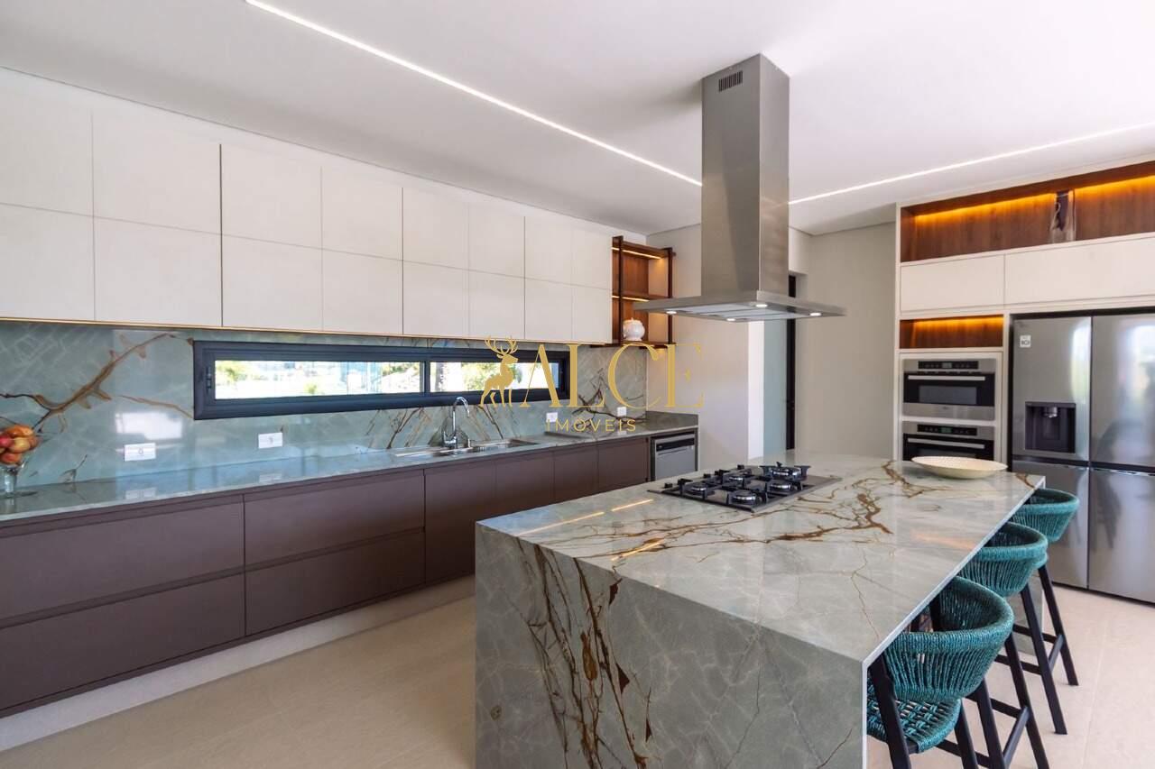 Casa Sobrado à venda Reserva Petrus: 