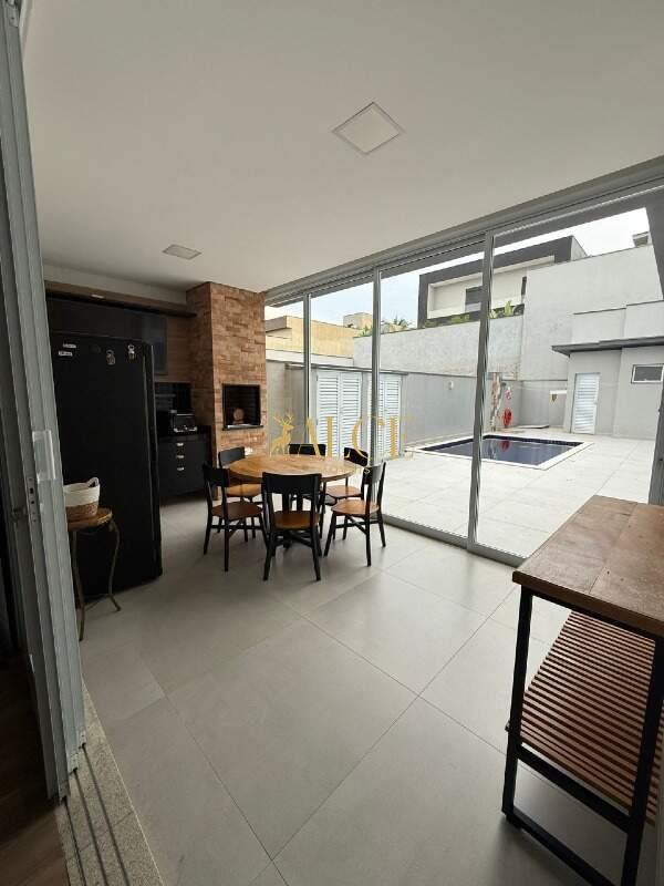 Casa à venda Jardim Panorama: 