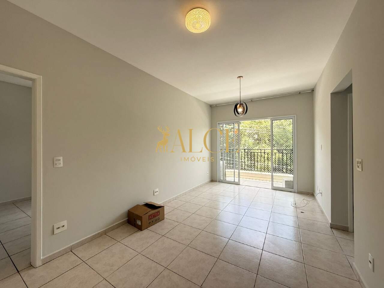 Apartamento à venda Jardim Santiago: 