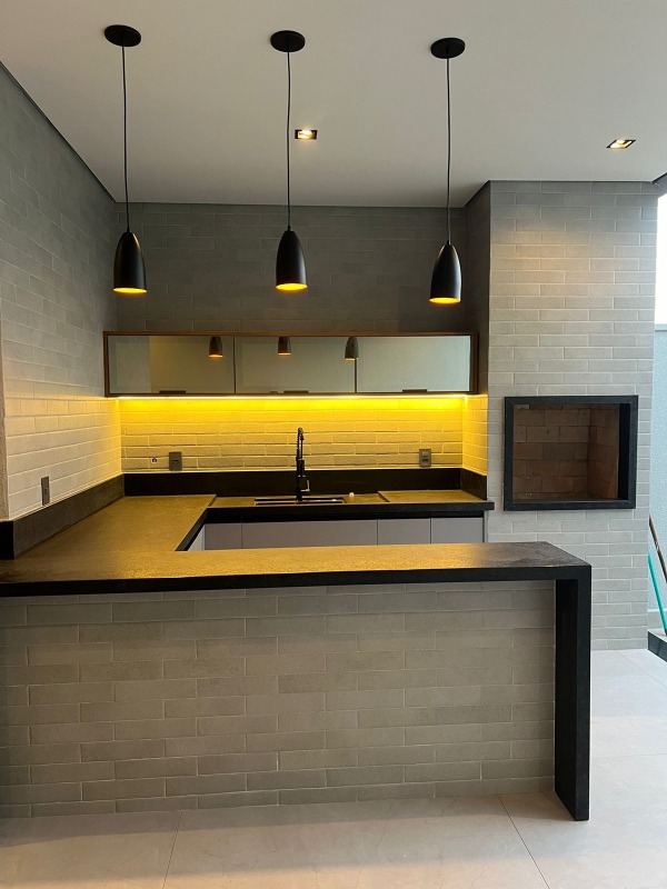 Casa à venda Chácaras Alvorada: 