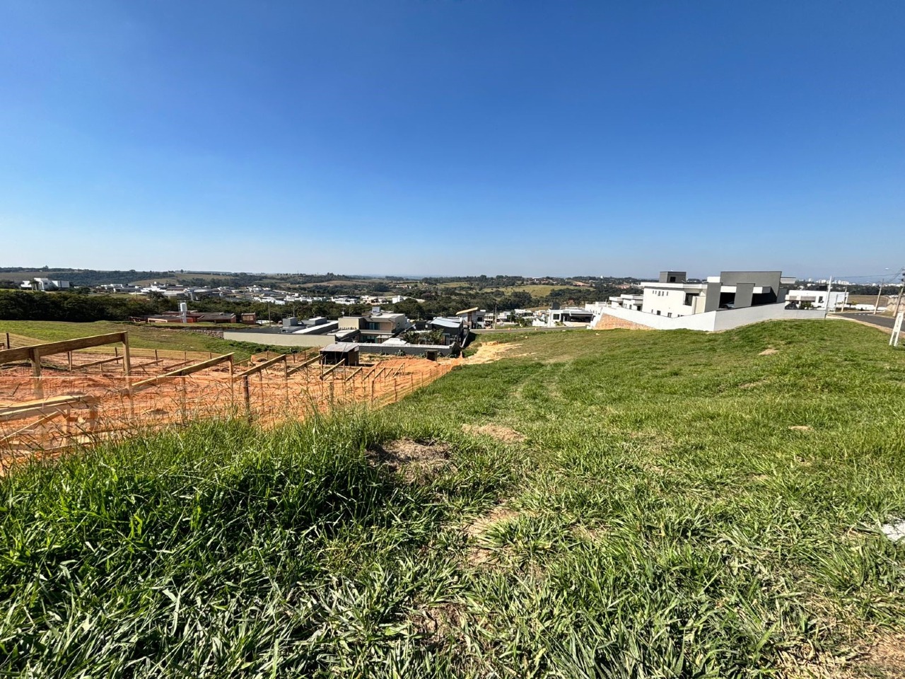 Terreno à venda Cond Quintas da Terracota: 