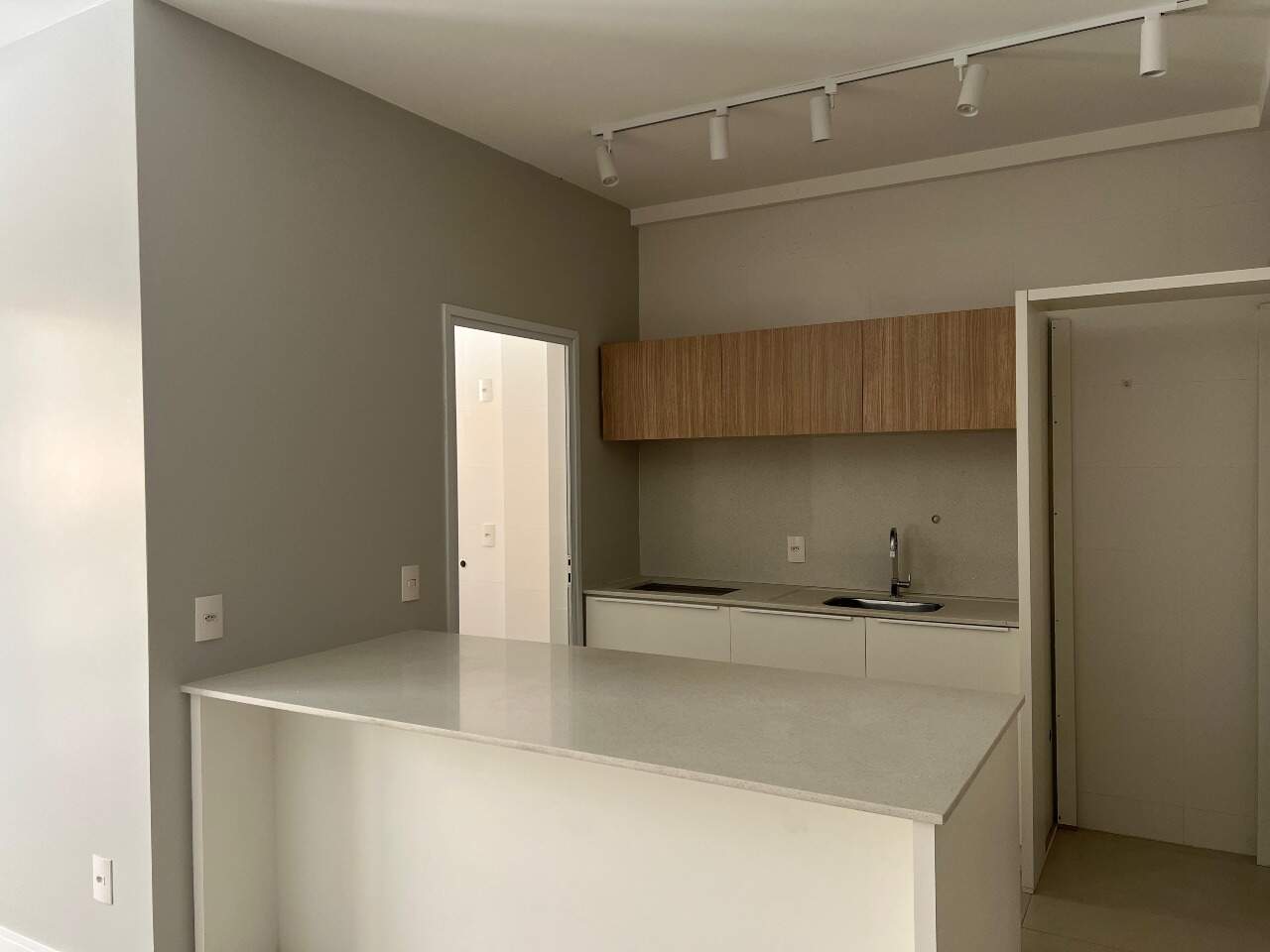 Apartamento para aluguel no Itacorubi: 