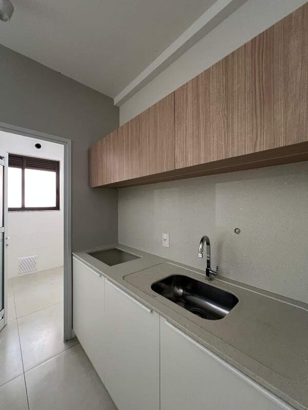 Apartamento para aluguel no Itacorubi: 