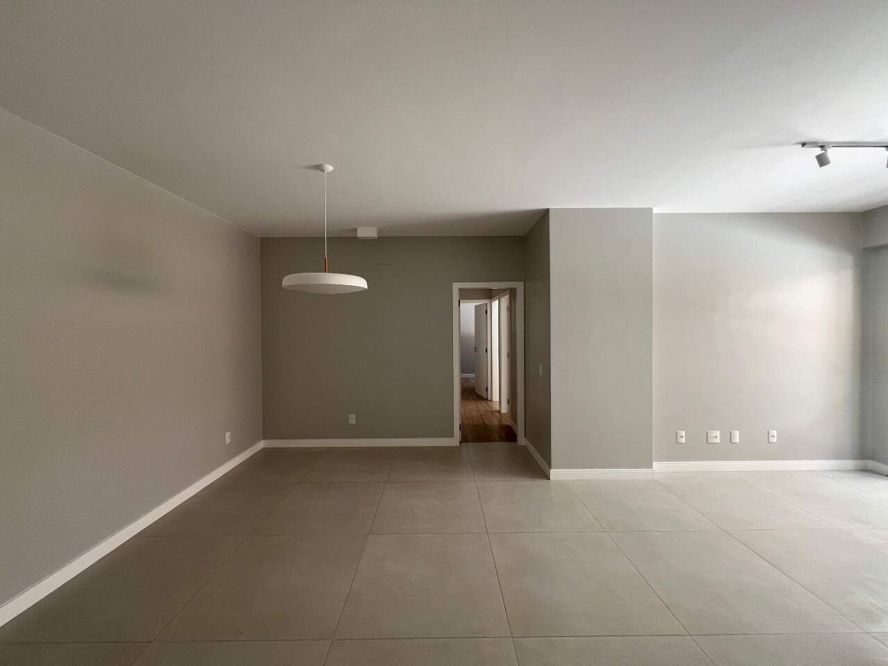 Apartamento para aluguel no Itacorubi: 