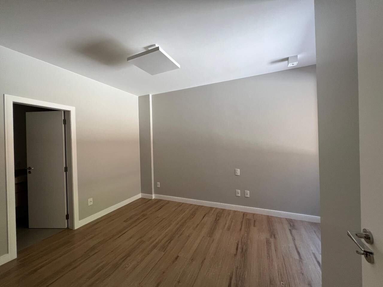 Apartamento para aluguel no Itacorubi: 