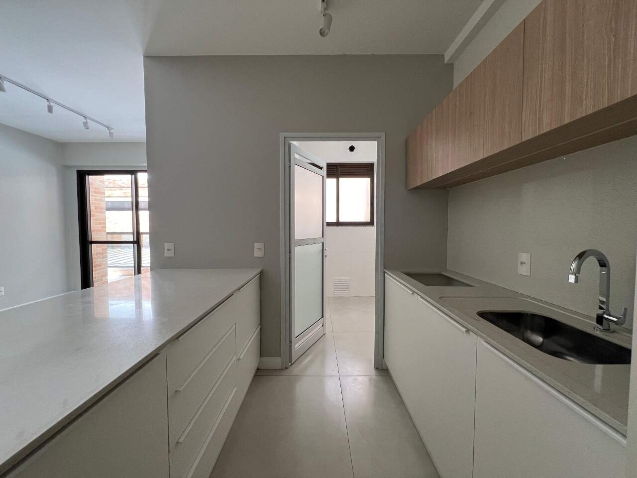 Apartamento para aluguel no Itacorubi: 