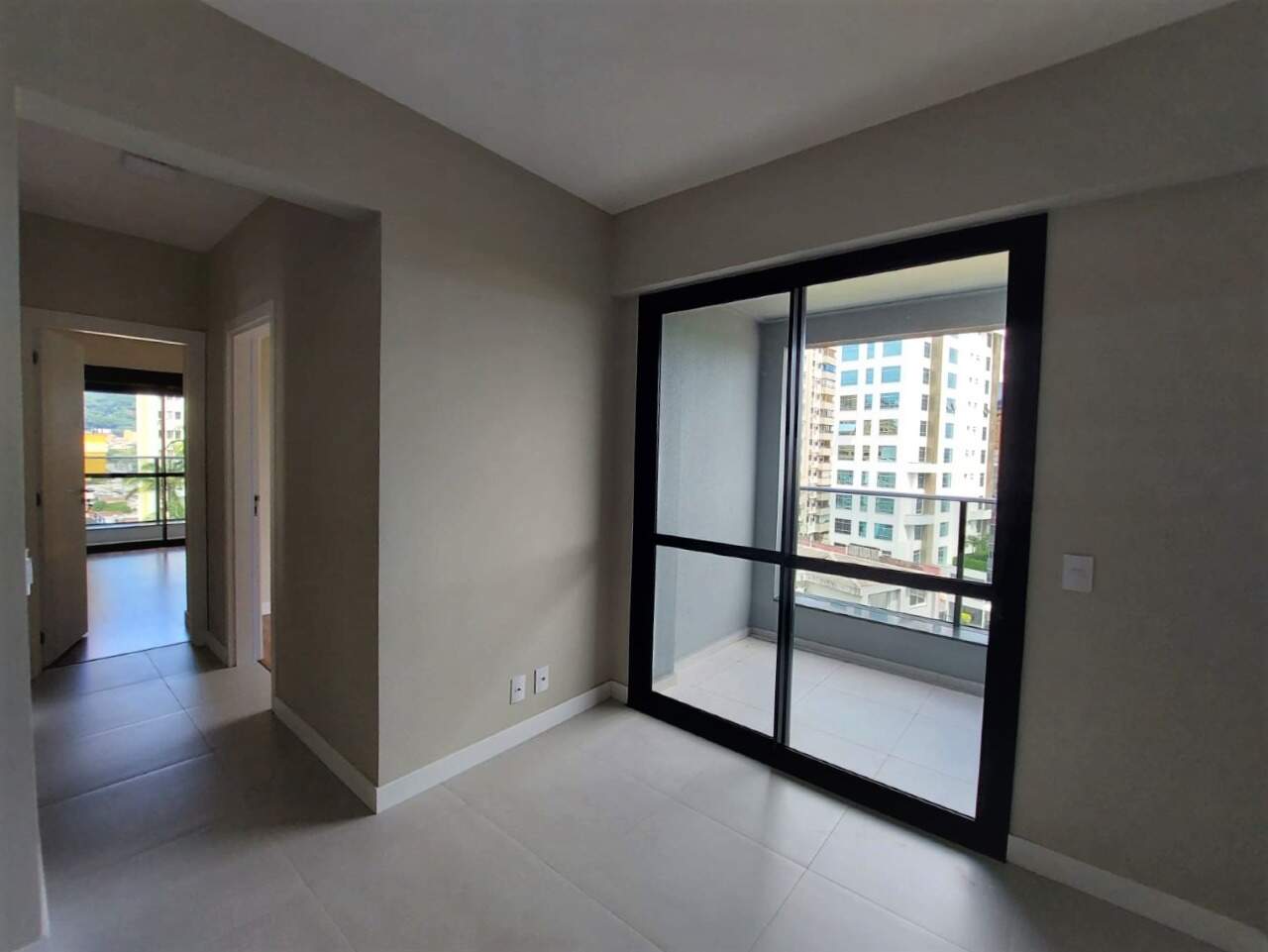 Apartamento para aluguel no Centro: 