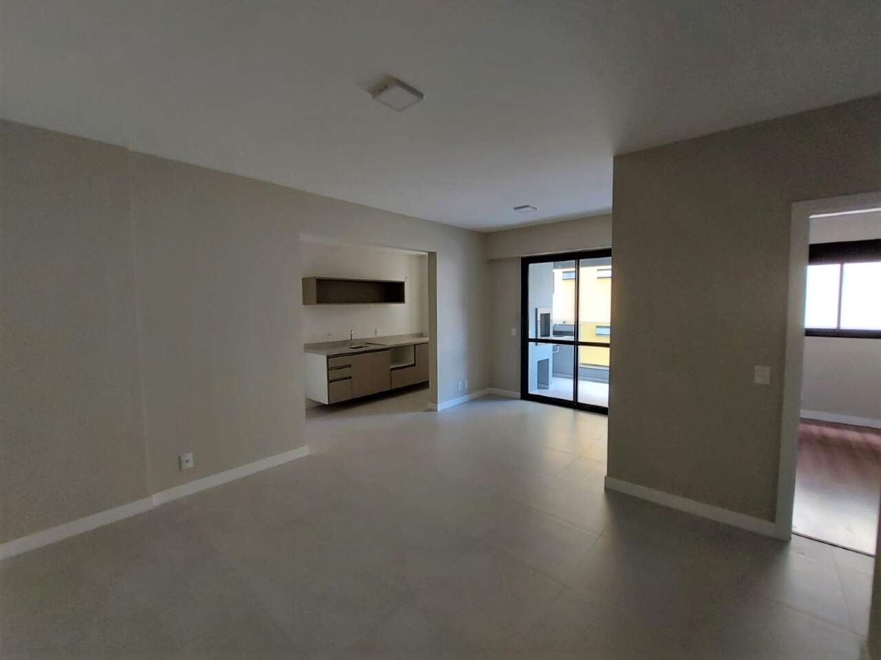 Apartamento para aluguel no Centro: 
