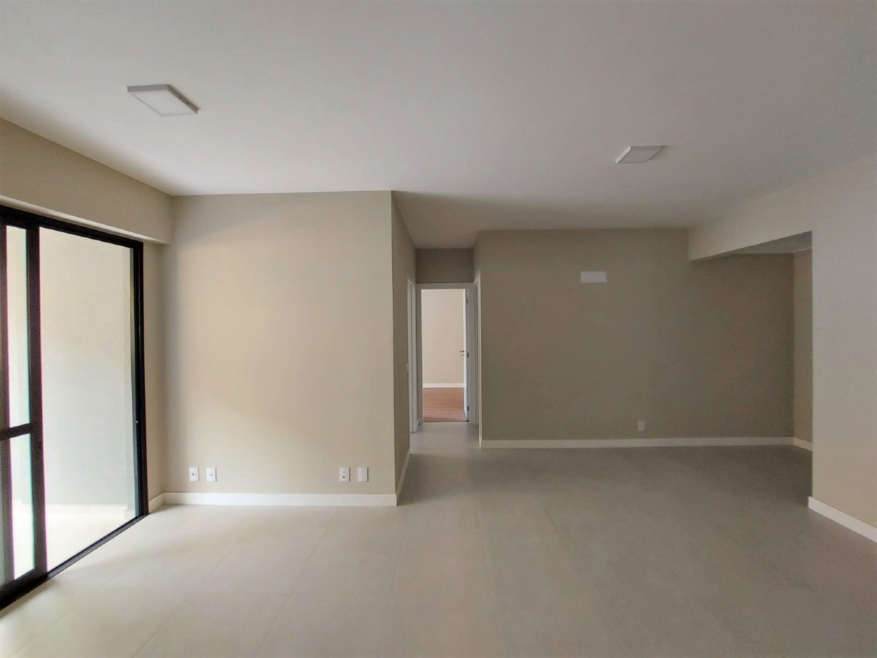 Apartamento para aluguel no Centro: 