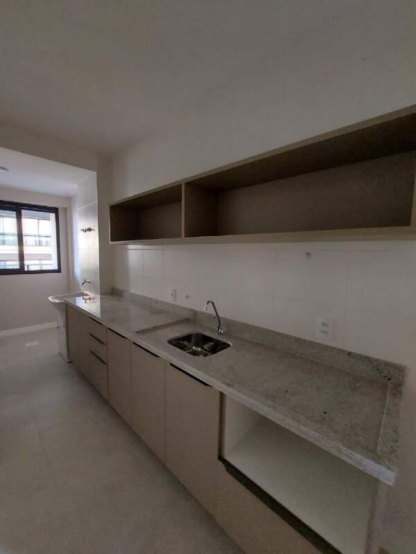 Apartamento para aluguel no Centro: 