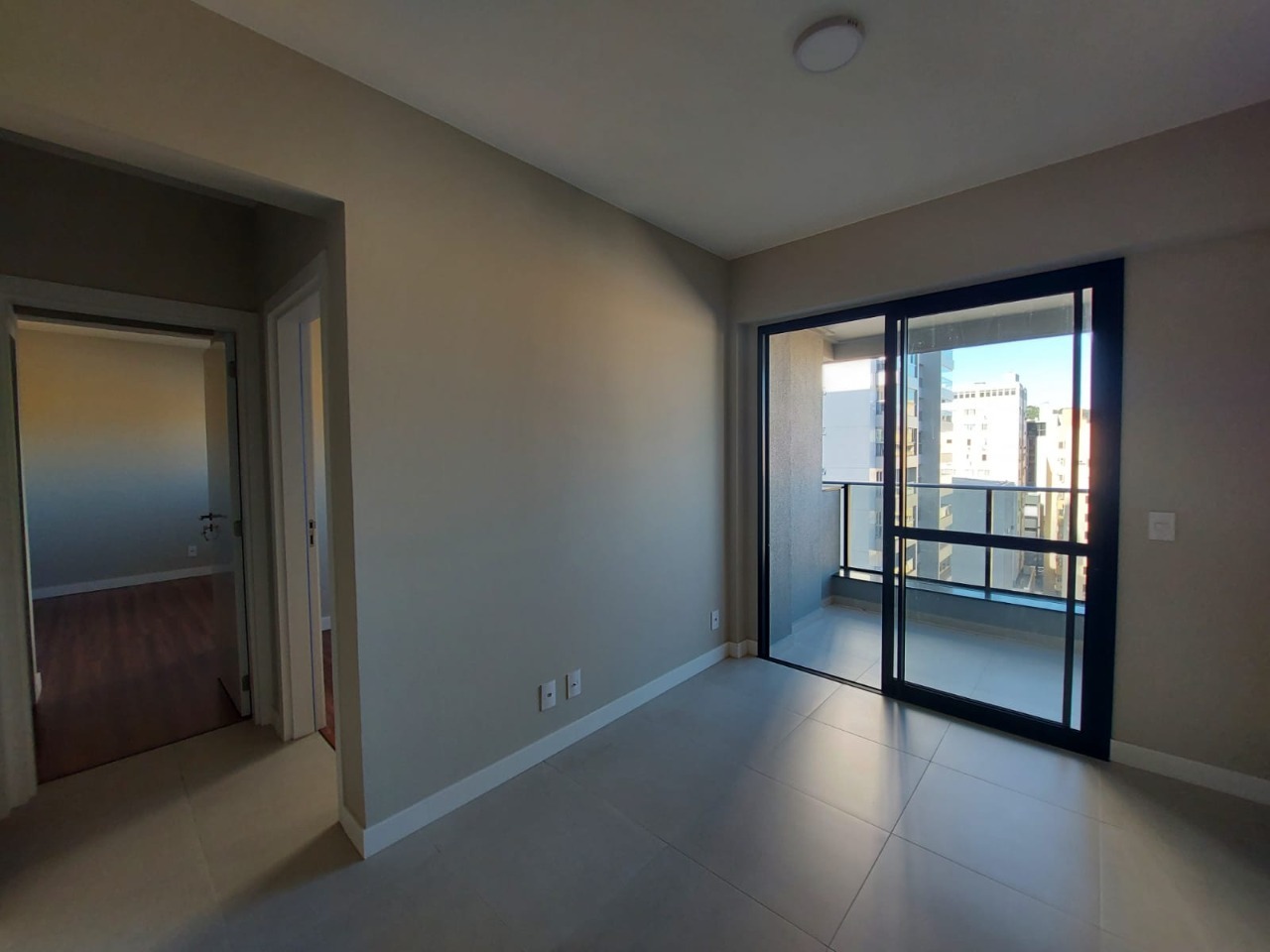 Apartamento para aluguel no Centro: 