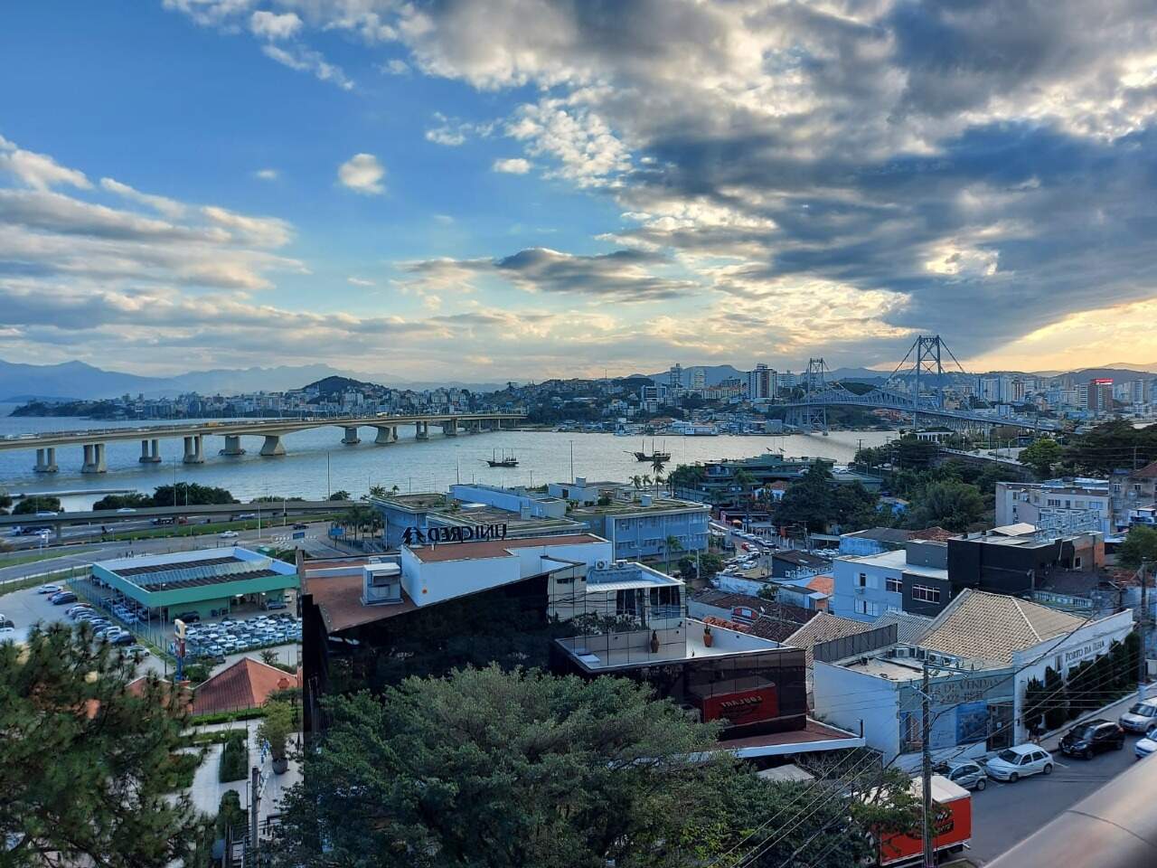 Apartamento para aluguel no Centro: 