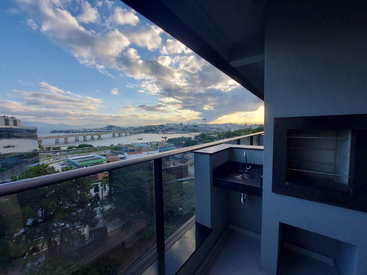 Apartamento para aluguel no Centro: 