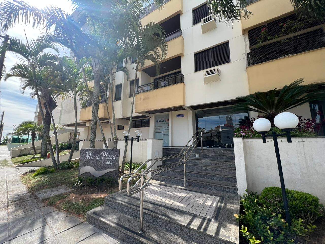 Apartamento para aluguel no Canasvieiras: 
