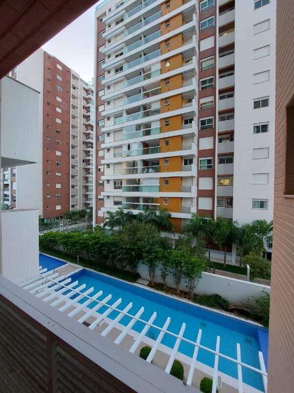 Apartamento para aluguel no Agronomica: