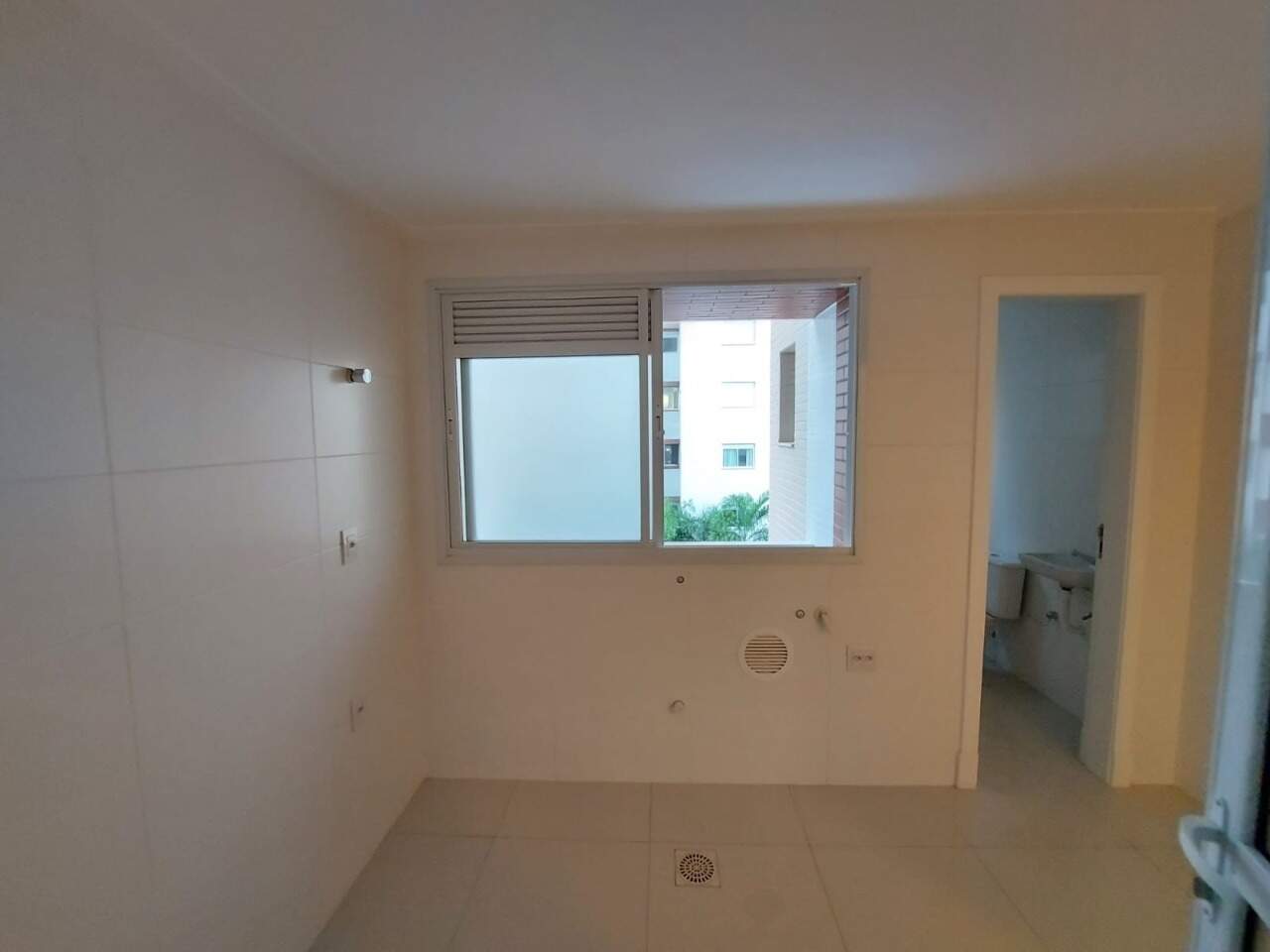 Apartamento para aluguel no Agronomica: