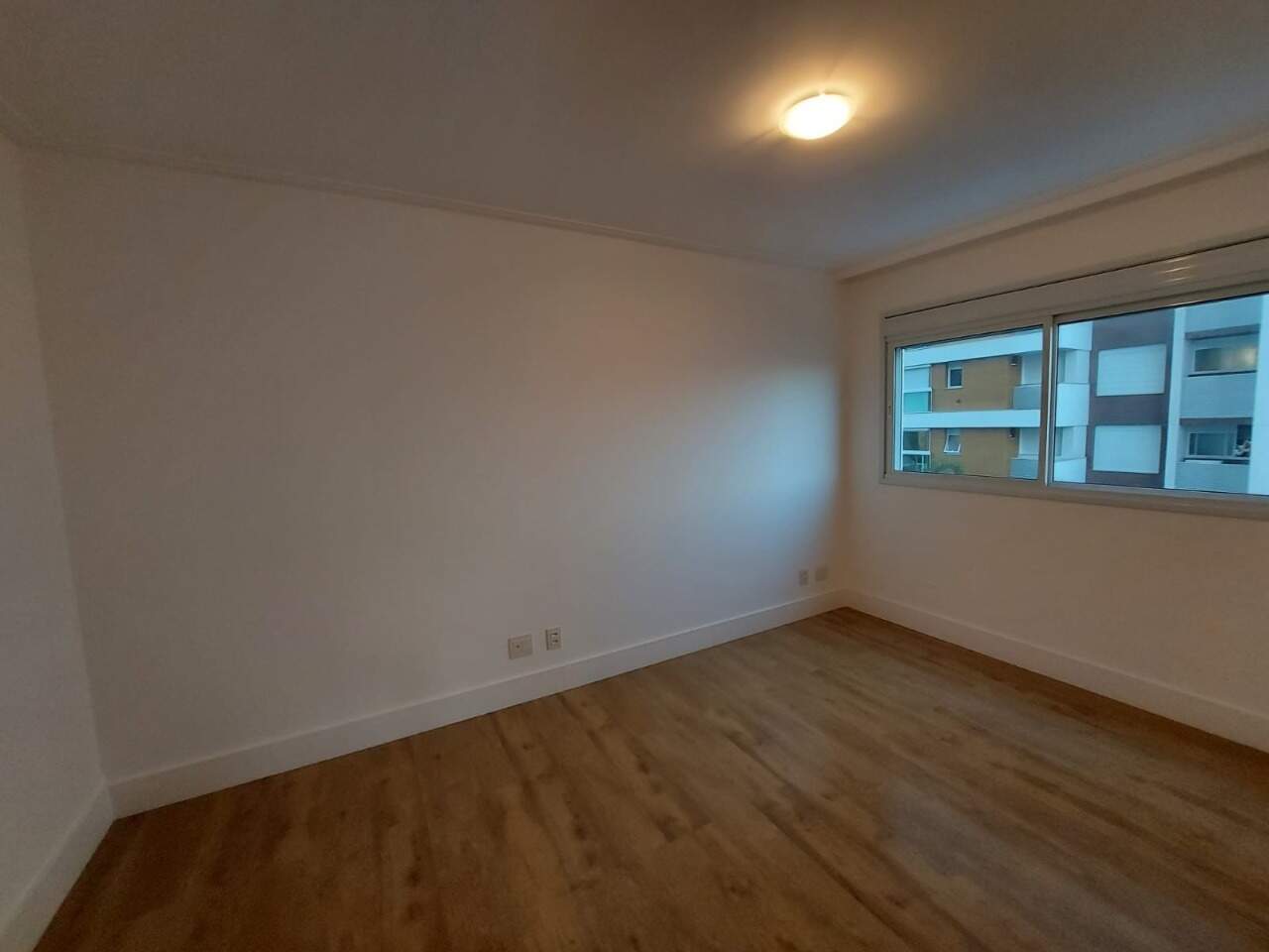 Apartamento para aluguel no Agronomica: