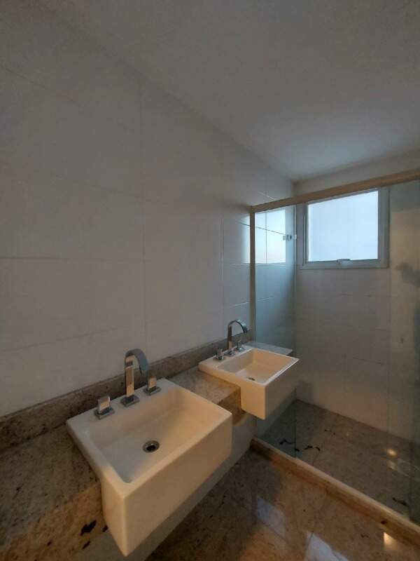Apartamento para aluguel no Agronomica: