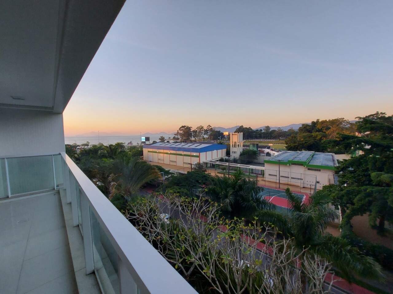 Apartamento para aluguel no Agronomica: 