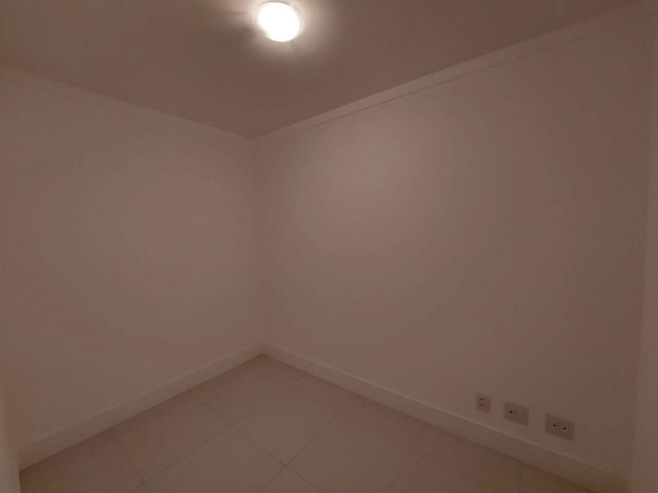 Apartamento para aluguel no Agronomica: