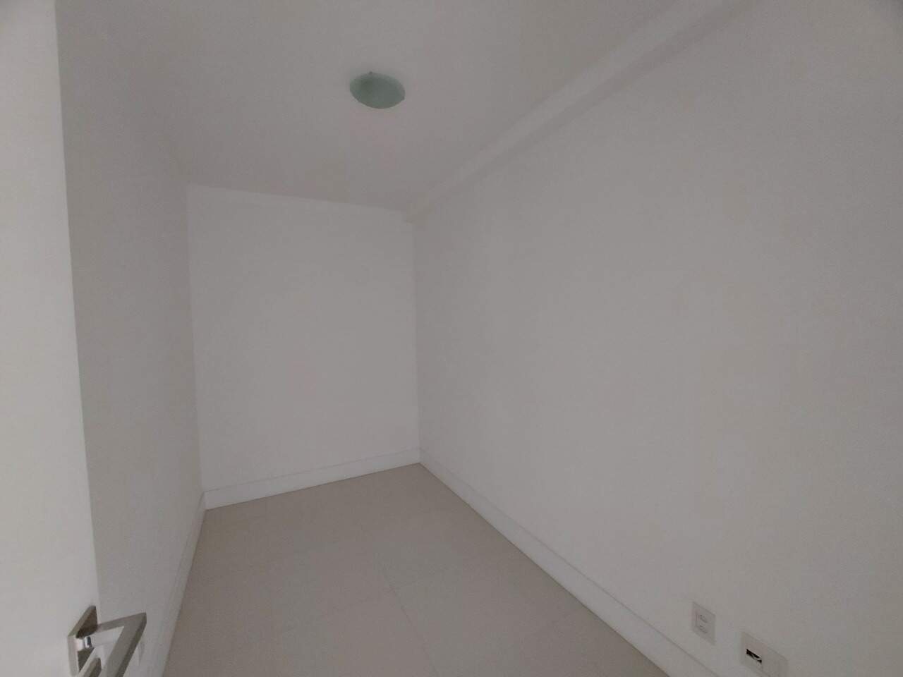 Apartamento para aluguel no Agronomica: 