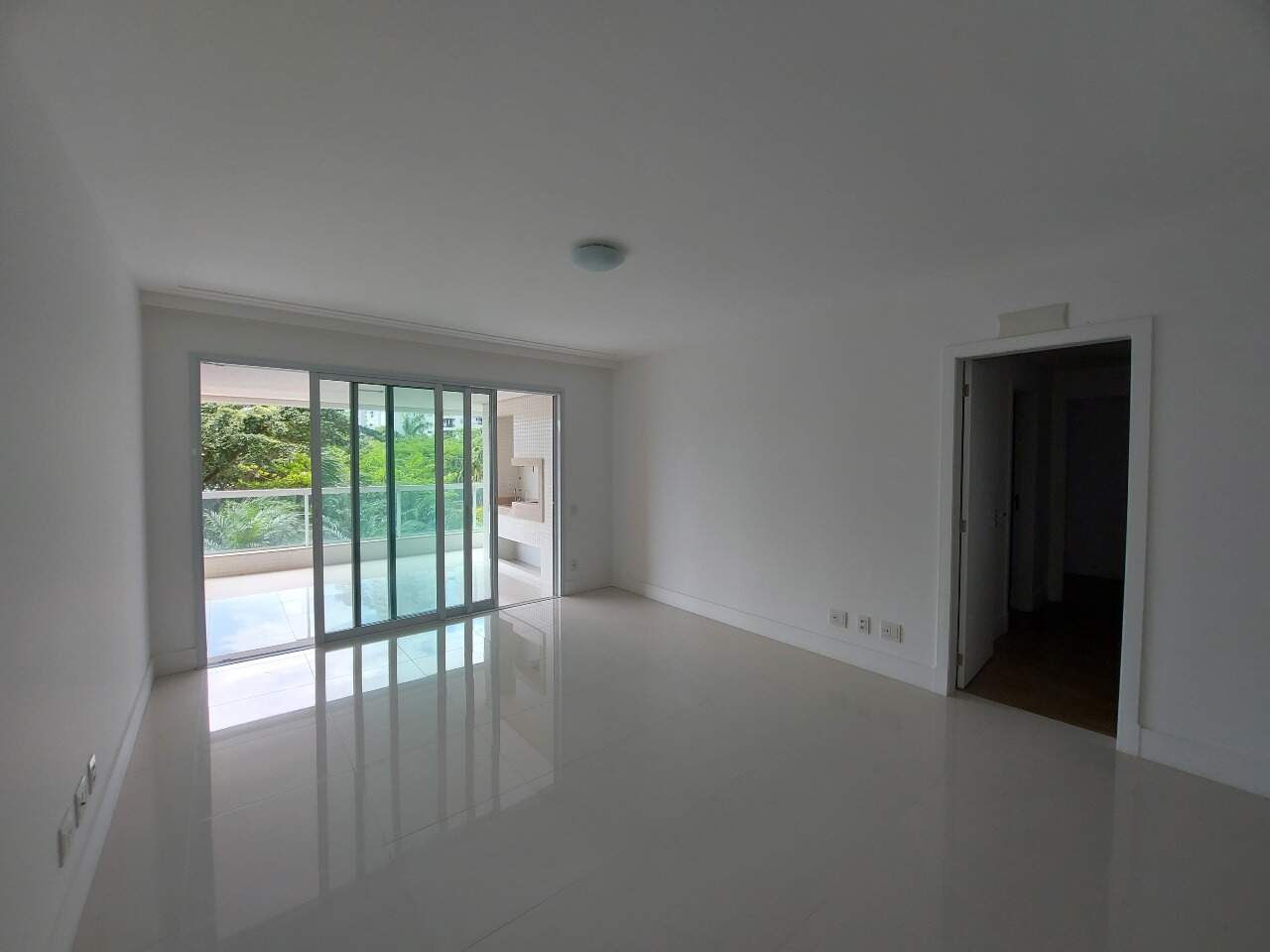 Apartamento para aluguel no Agronomica: 