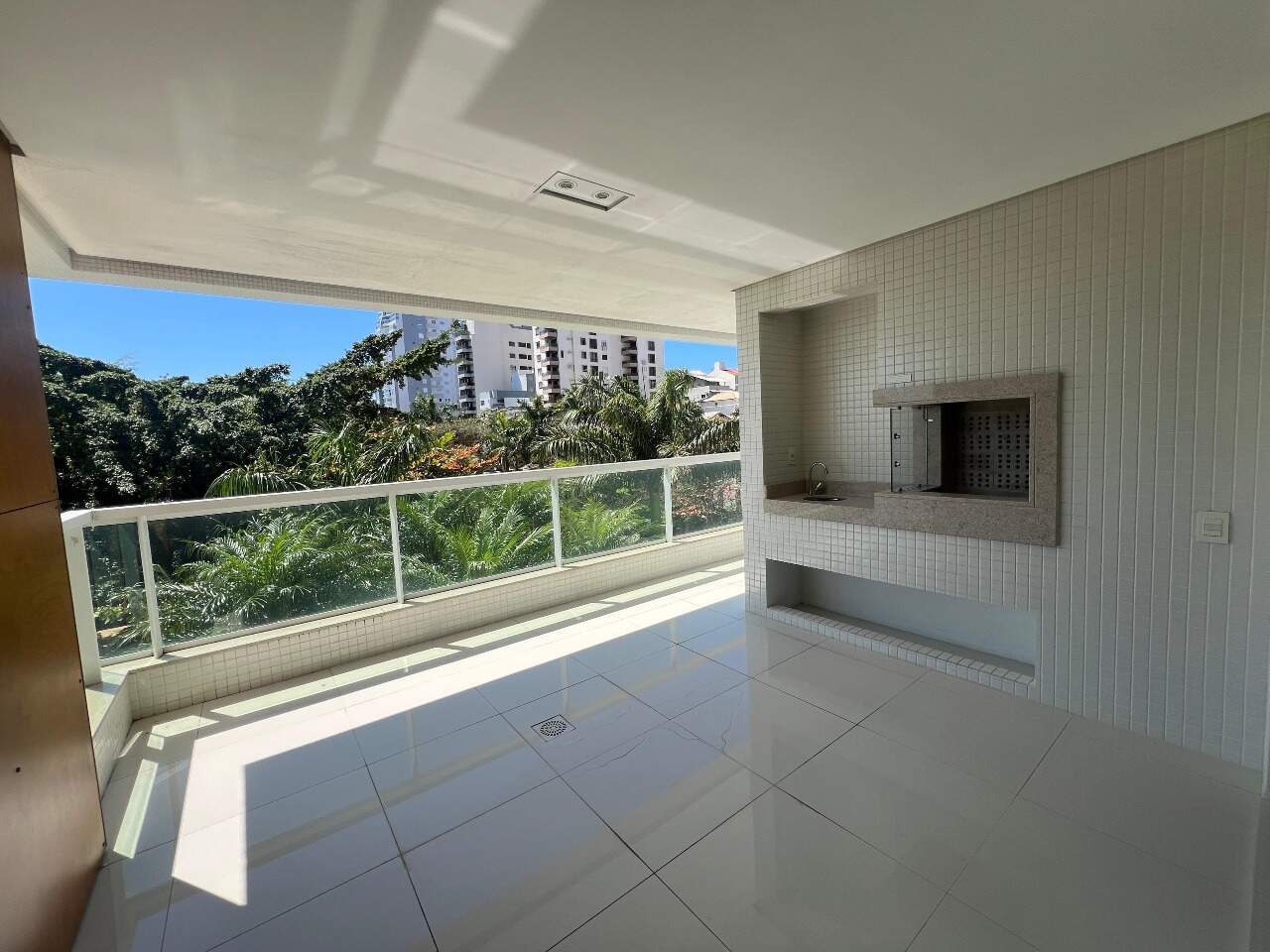 Apartamento para aluguel no Agronomica: 