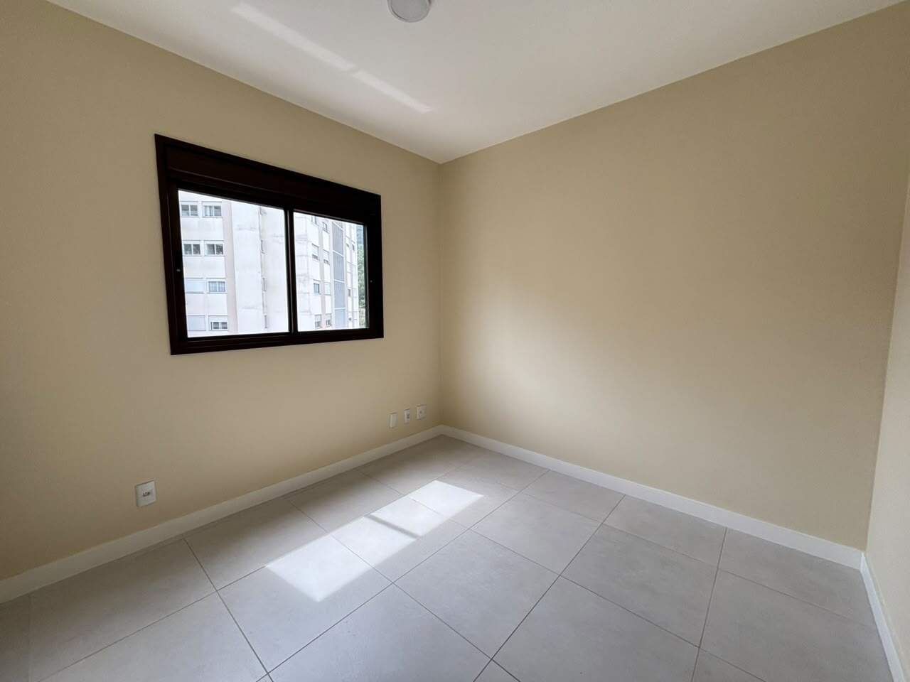 Apartamento para aluguel no Itacorubi: 