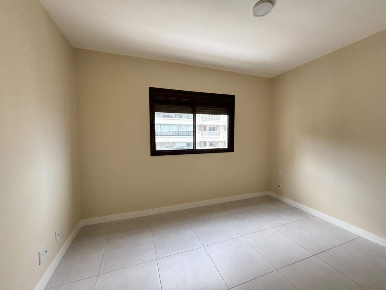 Apartamento para aluguel no Itacorubi: 