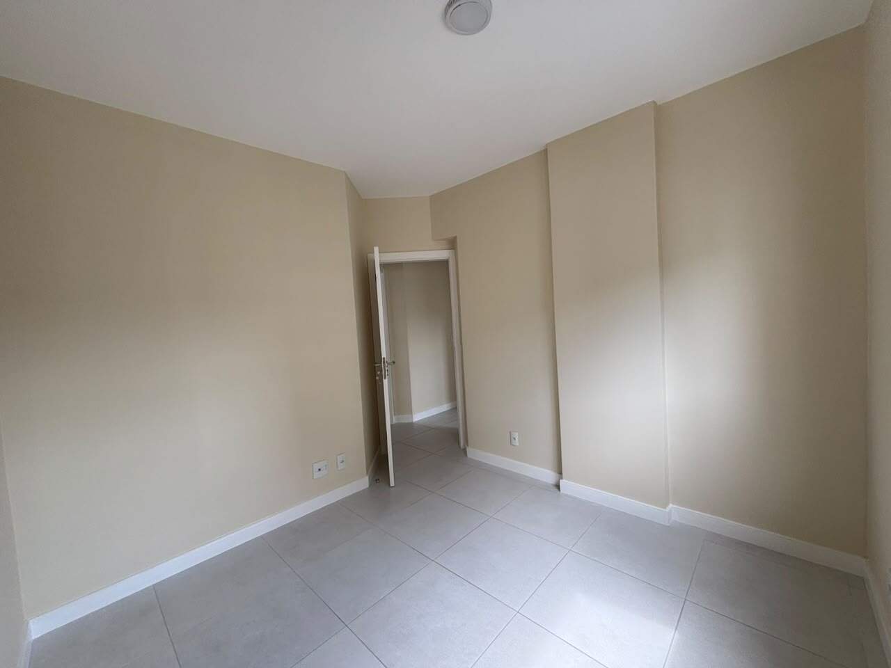 Apartamento para aluguel no Itacorubi: 
