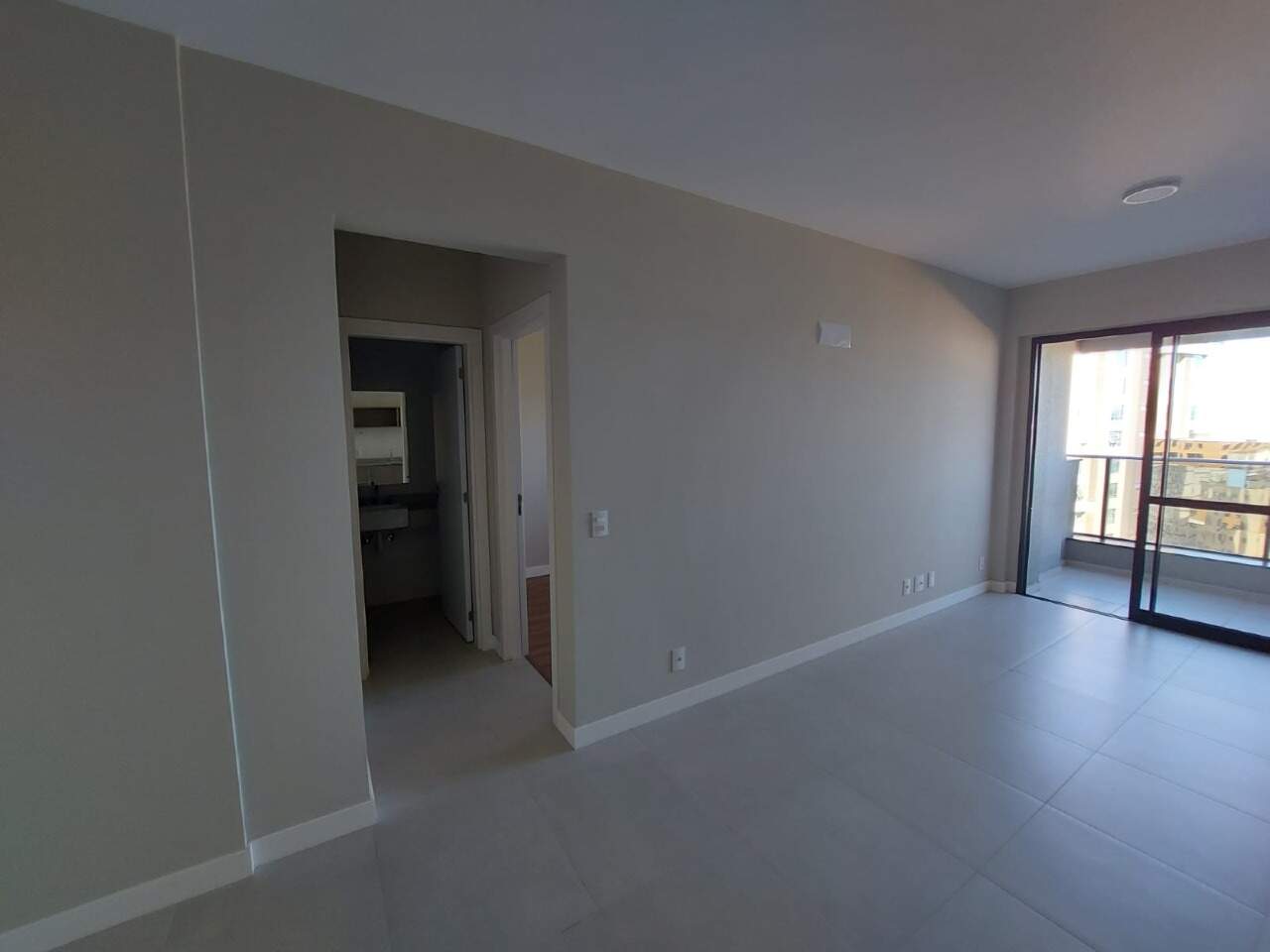 Apartamento para aluguel no Centro: 