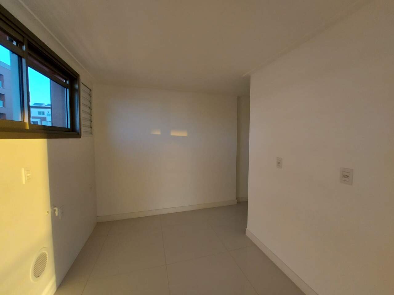 Apartamento para aluguel no Agronomica: 