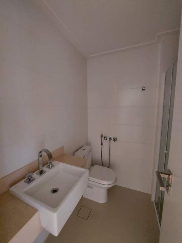 Apartamento para aluguel no Agronomica: 