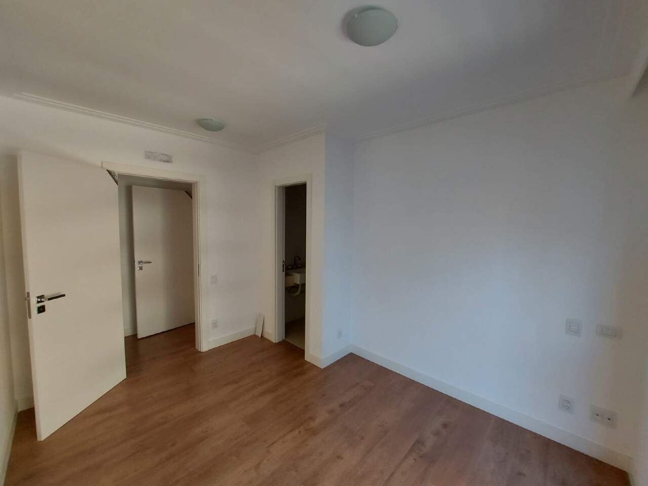 Apartamento para aluguel no Agronomica: 