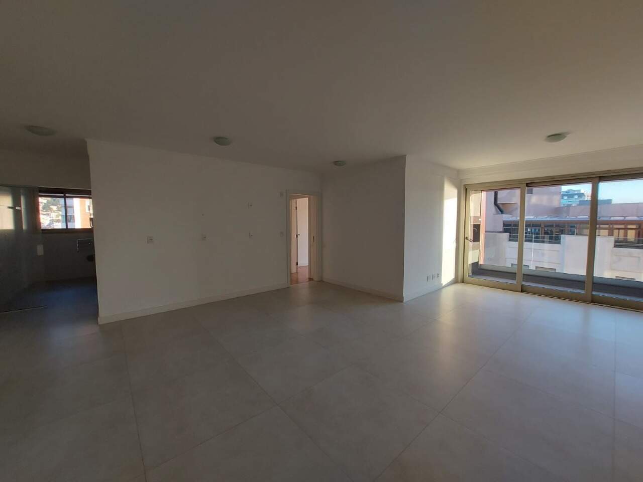 Apartamento para aluguel no Agronomica: 