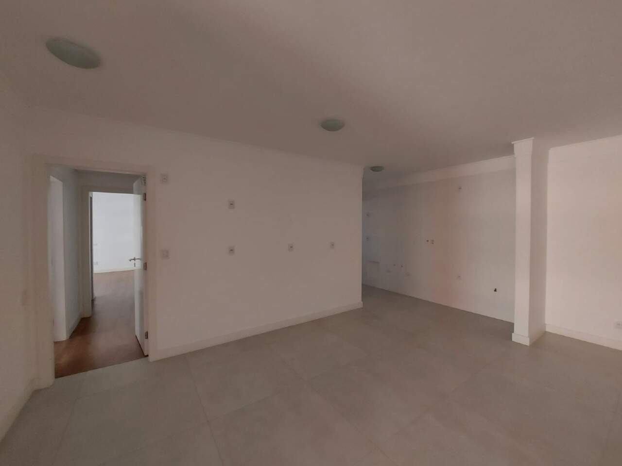 Apartamento para aluguel no Agronomica: 