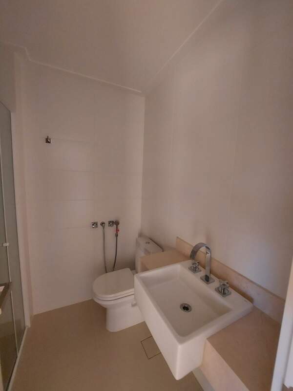 Apartamento para aluguel no Agronomica: 