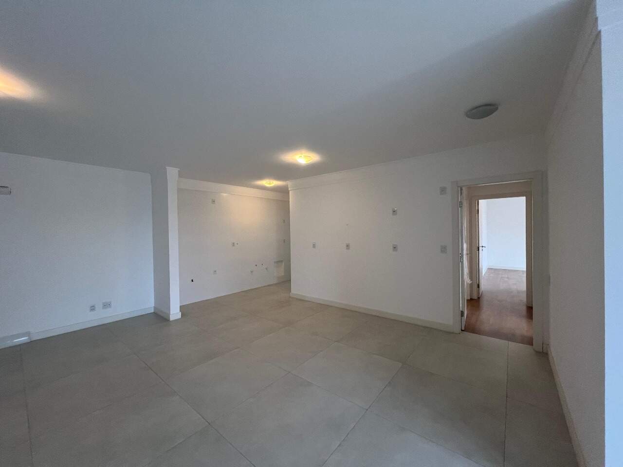 Apartamento para aluguel no Agronomica: 