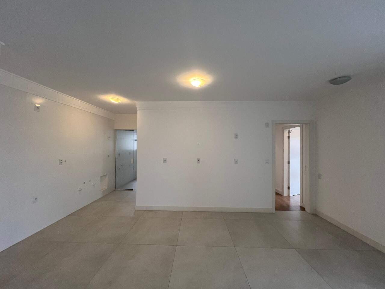 Apartamento para aluguel no Agronomica: 