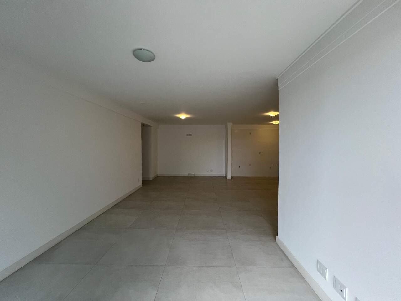 Apartamento para aluguel no Agronomica: 